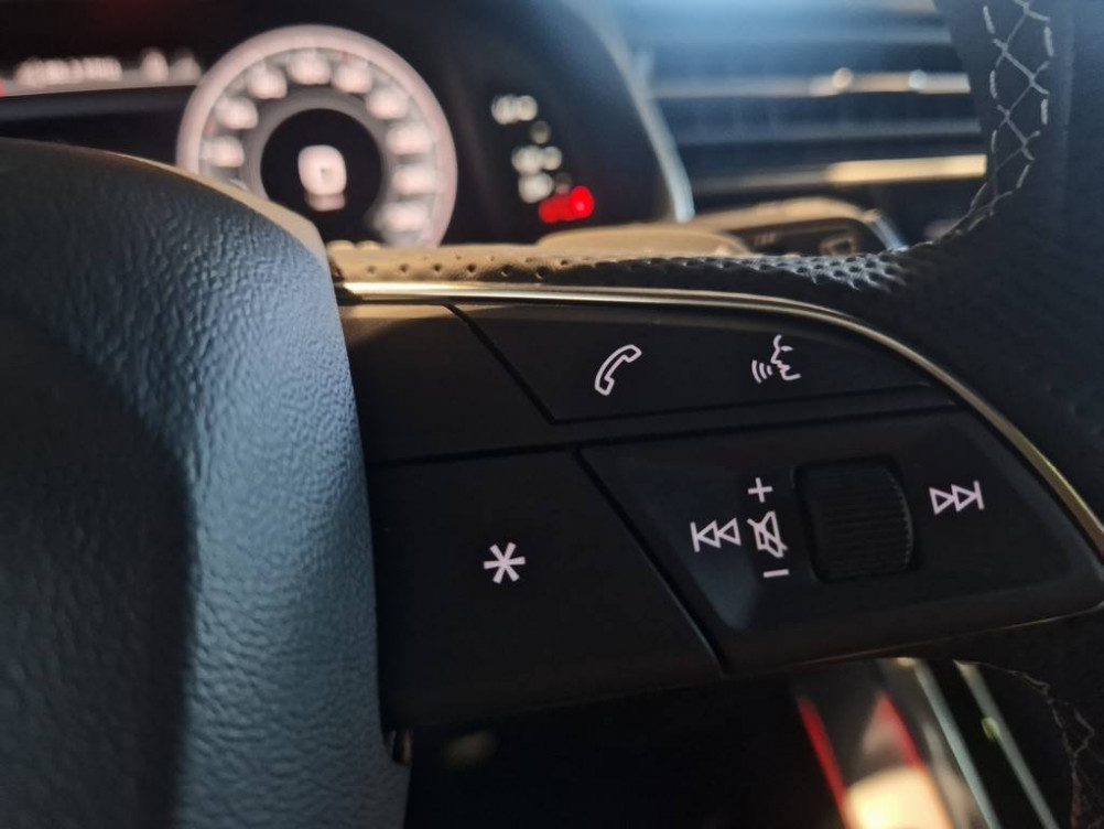 Acheter Audi Q8 Q8 55 TFSI e 394 Tiptronic 8 quattro S line 5p neuf dans les concessions du Groupe Faurie