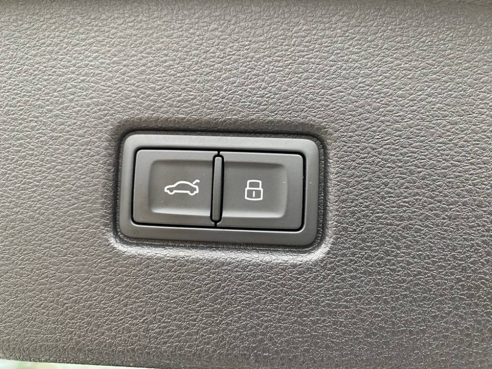 Acheter Audi Q5 Q5 Sportback 55 TFSIe 367 S tronic 7 Quattro S line 5p occasion dans les concessions du Groupe Faurie