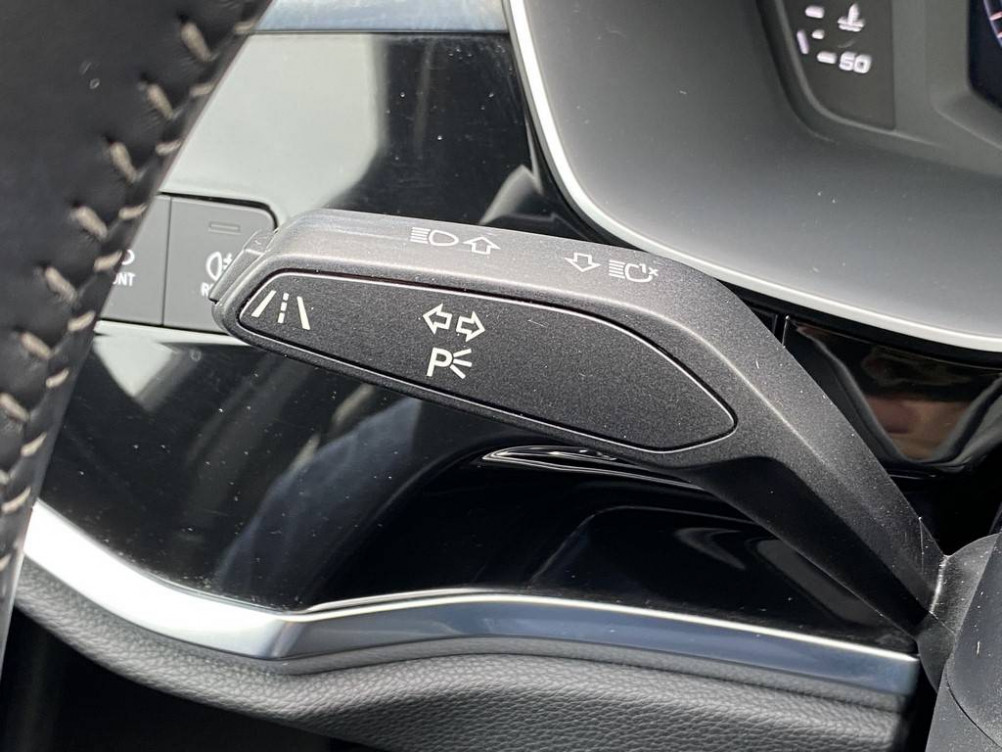 Acheter Audi Q3 Q3 Sportback 35 TDI 150 ch S tronic 7 S line 5p occasion dans les concessions du Groupe Faurie