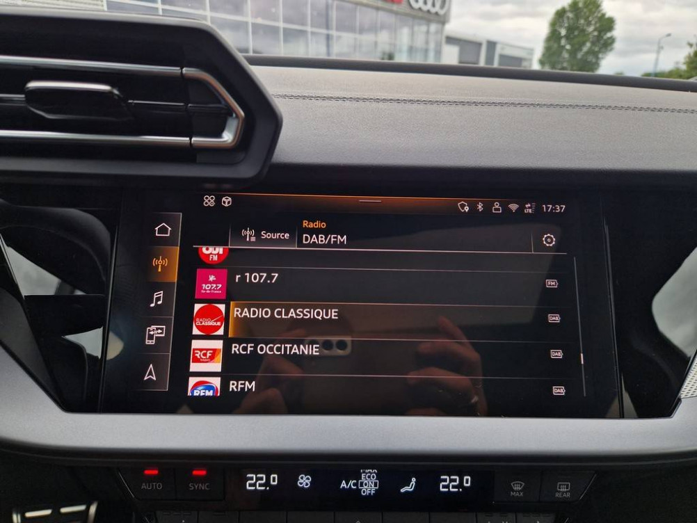 Acheter Audi A3 A3 Sportback TFSI e Hybride rechargeable 272 S tronic 6 S line 5p neuf dans les concessions du Groupe Faurie