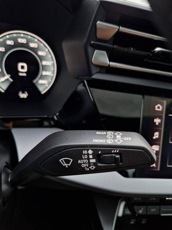 Acheter Audi A3 A3 Sportback TFSI e Hybride rechargeable 272 S tronic 6 S line 5p neuf dans les concessions du Groupe Faurie
