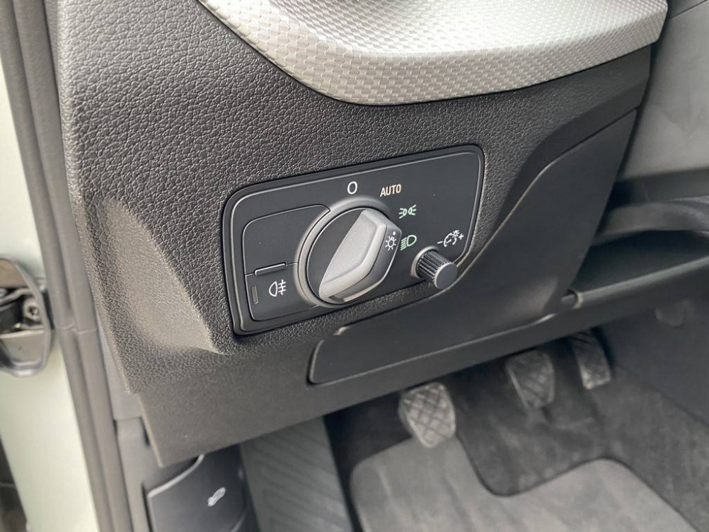 Acheter Audi Q2 Q2 30 TDI 116 BVM6 Business Executive 5p occasion dans les concessions du Groupe Faurie