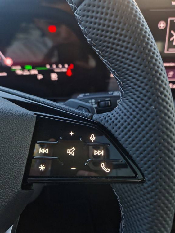 Acheter Audi Q5 Q5 Sportback e-hybrid 299 ch S tronic 7 Quattro S line 5p neuf dans les concessions du Groupe Faurie