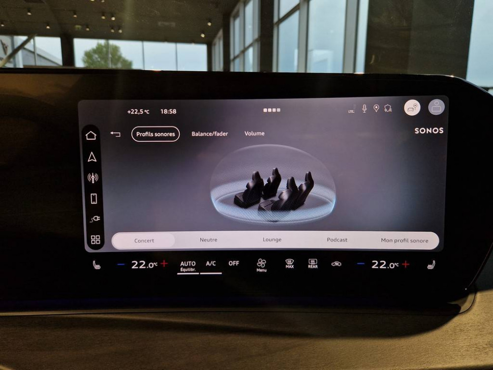 Acheter Audi Q3 Q3 e-hybrid 272 ch S tronic 6 S line 5p neuf dans les concessions du Groupe Faurie