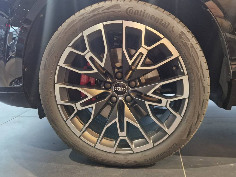 Acheter Audi Q3 Q3 e-hybrid 272 ch S tronic 6 S line 5p neuf dans les concessions du Groupe Faurie