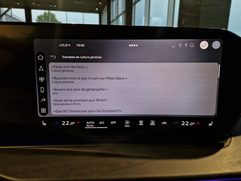 Acheter Audi Q3 Q3 e-hybrid 272 ch S tronic 6 S line 5p neuf dans les concessions du Groupe Faurie
