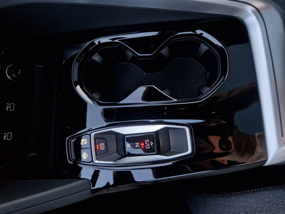 Acheter Audi Q5 Q5 Sportback e-hybrid 299 ch S tronic 7 Quattro S line 5p neuf dans les concessions du Groupe Faurie