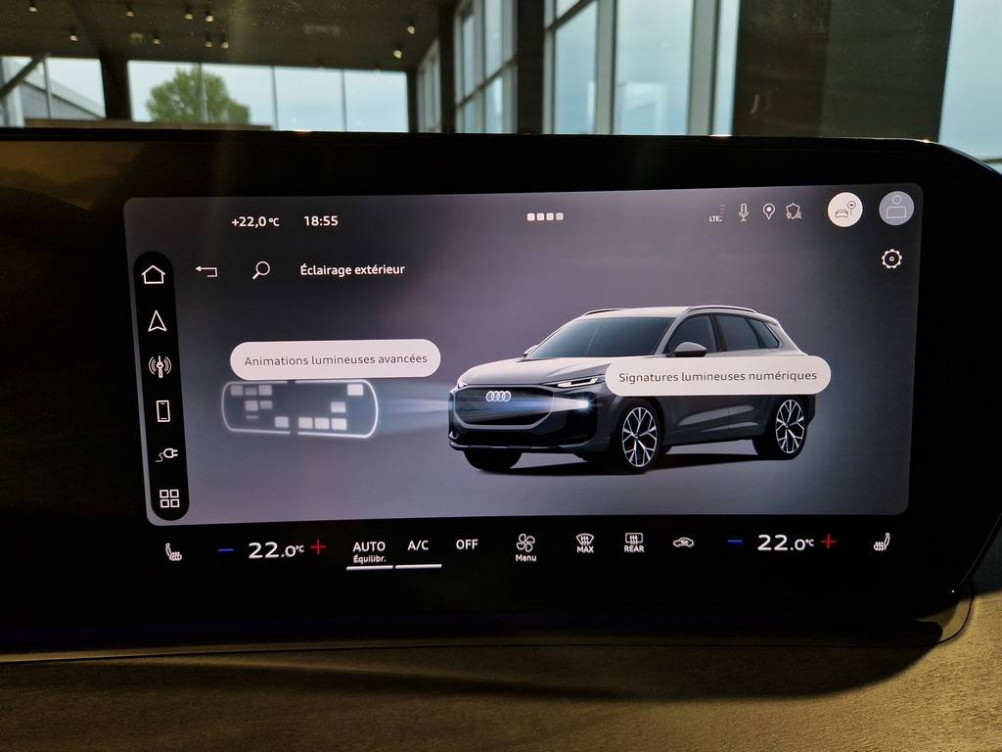 Acheter Audi Q3 Q3 e-hybrid 272 ch S tronic 6 S line 5p neuf dans les concessions du Groupe Faurie