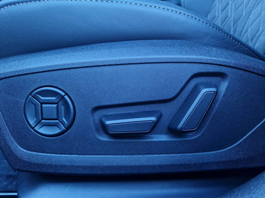 Acheter Audi A5 A5 TFSI 204 ch S tronic 7 Quattro S line 5p neuf dans les concessions du Groupe Faurie