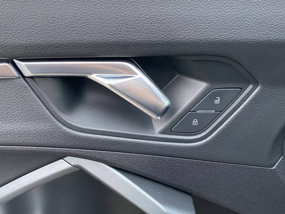 Acheter Audi Q3 Q3 Sportback 35 TDI 150 ch S tronic 7 S line 5p occasion dans les concessions du Groupe Faurie