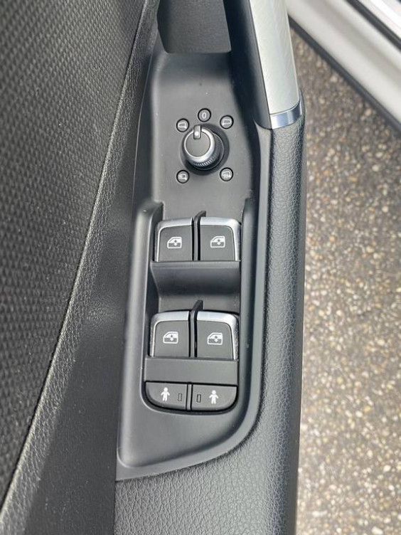 Acheter Audi Q2 Q2 35 TDI 150 S tronic 7 S line 5p occasion dans les concessions du Groupe Faurie