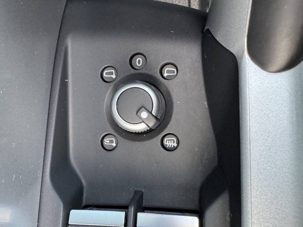 Acheter Audi Q3 Q3 35 TDI 150 ch S tronic 7 Design Luxe 5p occasion dans les concessions du Groupe Faurie