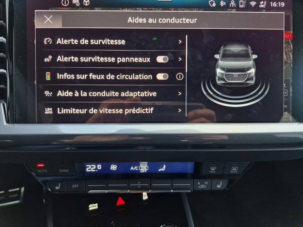 Acheter Audi Q4 Q4 e-tron Sportback 45 285 ch 82 kWh S line 5p neuf dans les concessions du Groupe Faurie