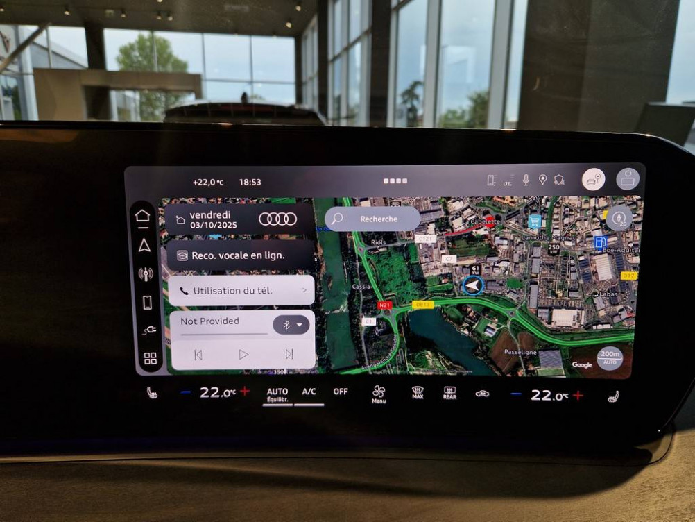 Acheter Audi Q3 Q3 e-hybrid 272 ch S tronic 6 S line 5p neuf dans les concessions du Groupe Faurie