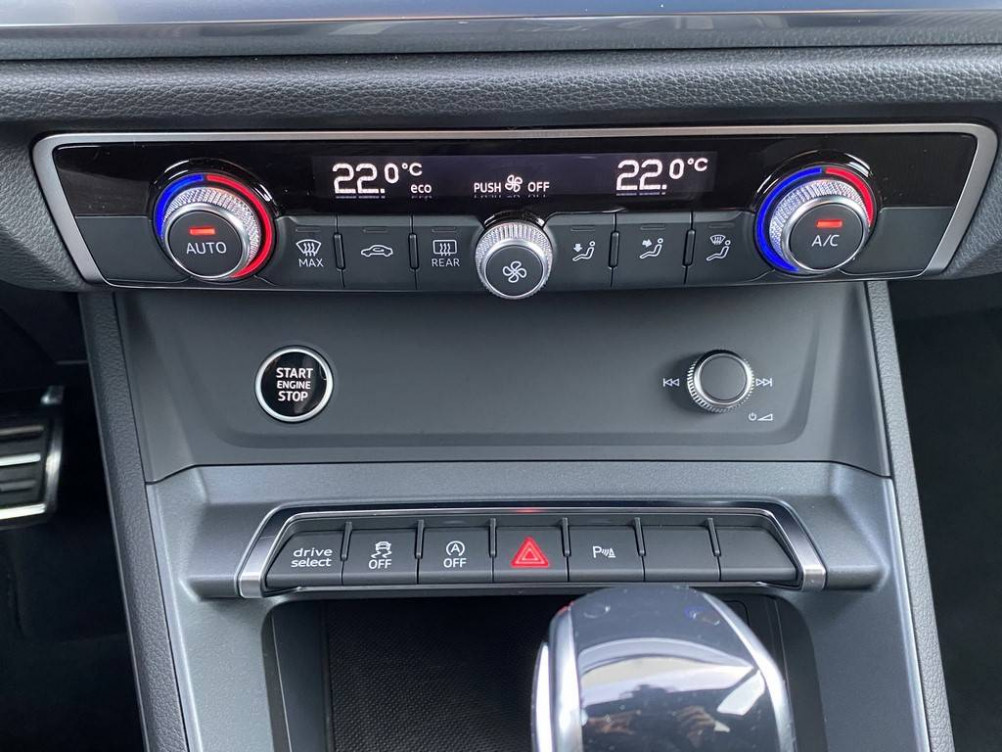 Acheter Audi Q3 Q3 35 TFSI 150 ch S tronic 7 S line 5p occasion dans les concessions du Groupe Faurie