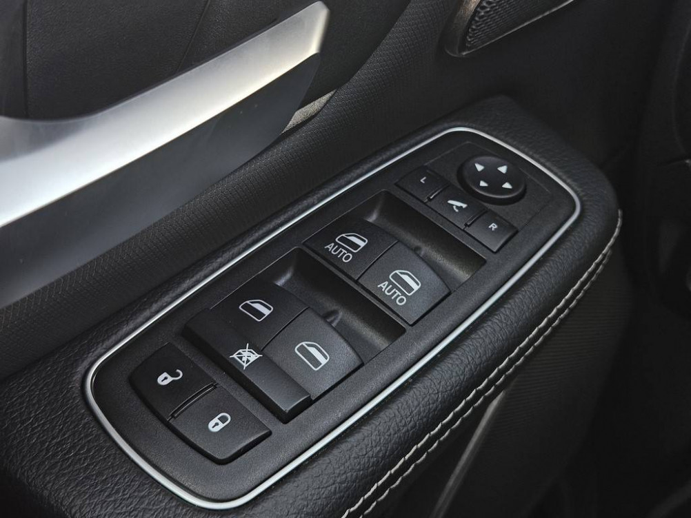 Acheter Dodge RAM Nitro Dodge Ram DT 1500 V8 5,7 L HEMI MDS VVT BVA8 Sport Rebel Crew Cab 4X4 4p occasion dans les concessions du Groupe Faurie