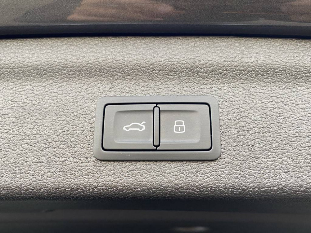 Acheter Audi Q3 Q3 35 TFSI 150 ch S tronic 7 S line 5p occasion dans les concessions du Groupe Faurie