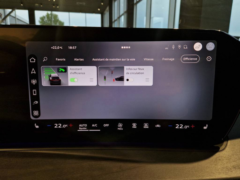 Acheter Audi Q3 Q3 e-hybrid 272 ch S tronic 6 S line 5p neuf dans les concessions du Groupe Faurie