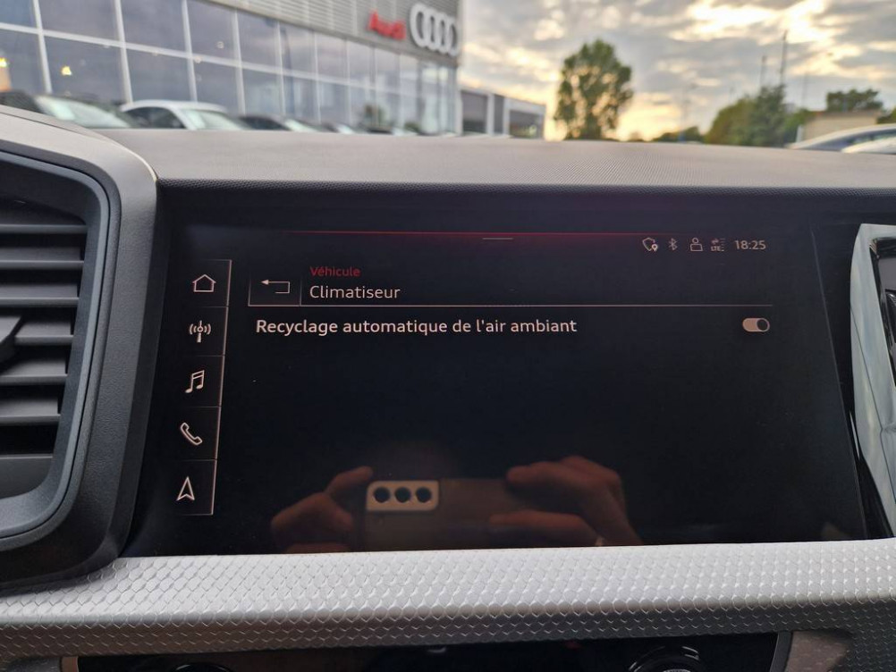 Acheter Audi A1 A1 Sportback 30 TFSI 116 ch S tronic 7 Black Edition 5p neuf dans les concessions du Groupe Faurie