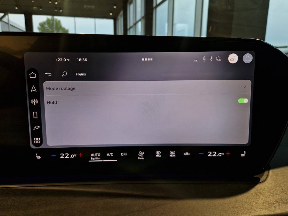 Acheter Audi Q3 Q3 e-hybrid 272 ch S tronic 6 S line 5p neuf dans les concessions du Groupe Faurie