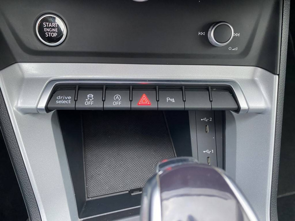 Acheter Audi Q3 Q3 35 TDI 150 ch S tronic 7 Design Luxe 5p occasion dans les concessions du Groupe Faurie