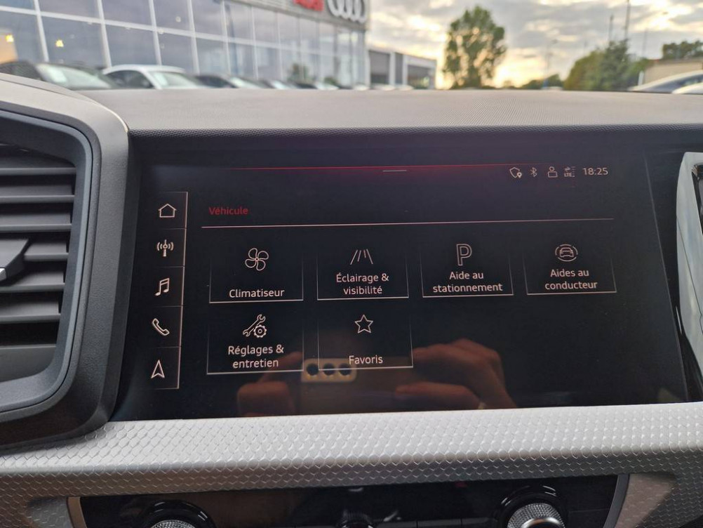 Acheter Audi A1 A1 Sportback 30 TFSI 116 ch S tronic 7 Black Edition 5p neuf dans les concessions du Groupe Faurie