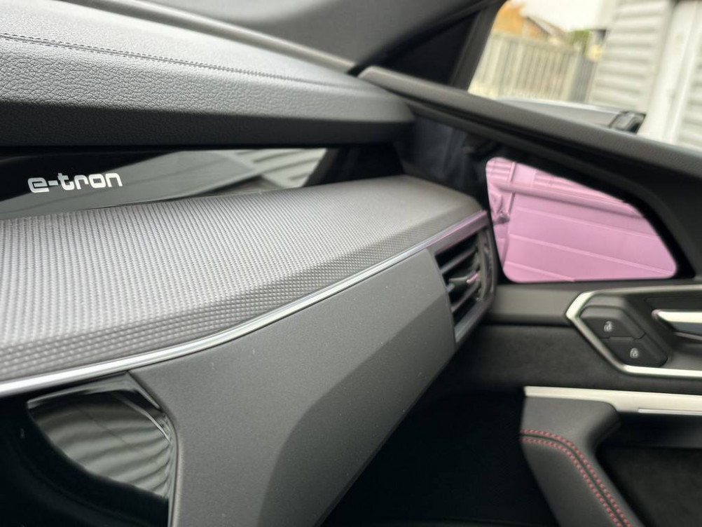 Acheter Audi Q8 e-tron SQ8 e-tron Sportback 503 ch 114 kWh Quattro  5p neuf dans les concessions du Groupe Faurie