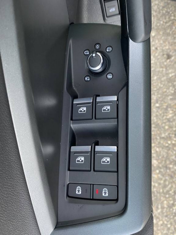 Acheter Audi Q3 Q3 35 TFSI 150 ch S tronic 7 S line 5p occasion dans les concessions du Groupe Faurie