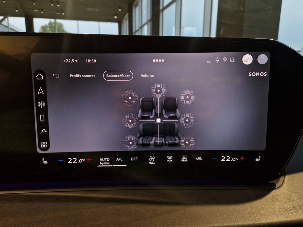 Acheter Audi Q3 Q3 e-hybrid 272 ch S tronic 6 S line 5p neuf dans les concessions du Groupe Faurie