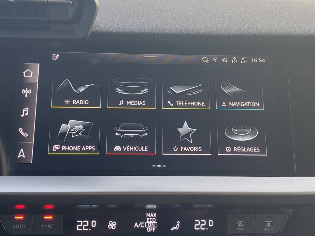 Acheter Audi A3 A3 Sportback 45 TFSIe 245 S tronic 6 Competition 5p occasion dans les concessions du Groupe Faurie