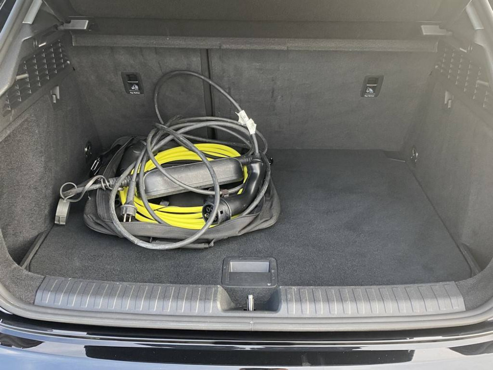 Acheter Audi A3 A3 Sportback 45 TFSIe 245 S tronic 6 Competition 5p occasion dans les concessions du Groupe Faurie