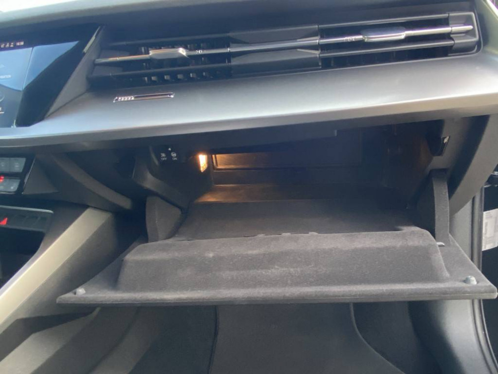 Acheter Audi A3 A3 Sportback 45 TFSIe 245 S tronic 6 Competition 5p occasion dans les concessions du Groupe Faurie