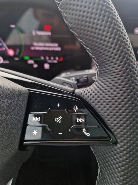 Acheter Audi Q5 Q5 e-hybrid 299 ch S tronic 7 Quattro S line 5p neuf dans les concessions du Groupe Faurie