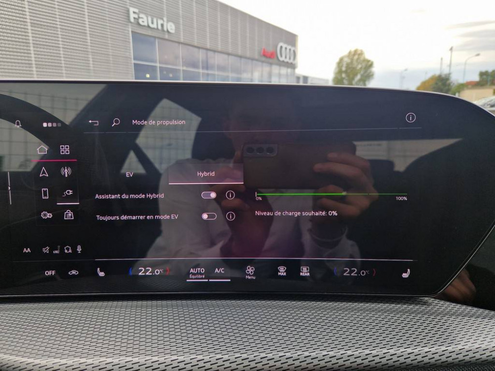 Acheter Audi Q5 Q5 e-hybrid 299 ch S tronic 7 Quattro S line 5p neuf dans les concessions du Groupe Faurie