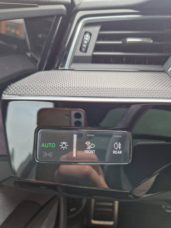 Acheter Audi Q8 e-tron SQ8 e-tron Sportback 503 ch 114 kWh Quattro  5p neuf dans les concessions du Groupe Faurie