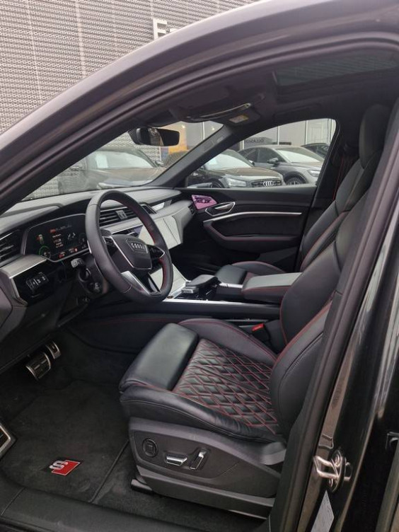 Acheter Audi Q8 e-tron SQ8 e-tron Sportback 503 ch 114 kWh Quattro  5p neuf dans les concessions du Groupe Faurie