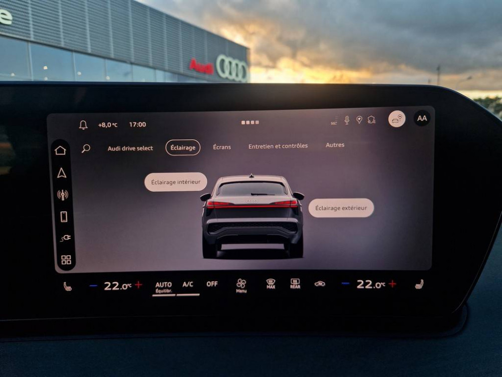 Acheter Audi Q3 Q3 Sportback e-hybrid 272 ch S tronic 6 Design 5p neuf dans les concessions du Groupe Faurie