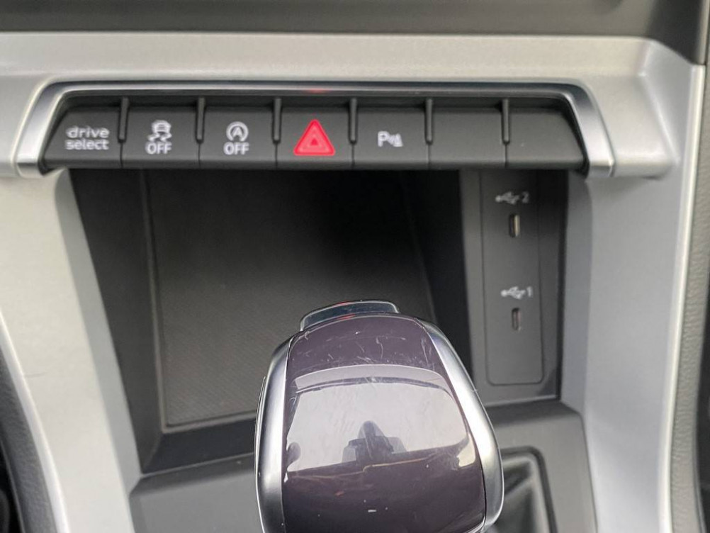 Acheter Audi Q3 Q3 35 TDI 150 ch S tronic 7 Design Luxe 5p occasion dans les concessions du Groupe Faurie