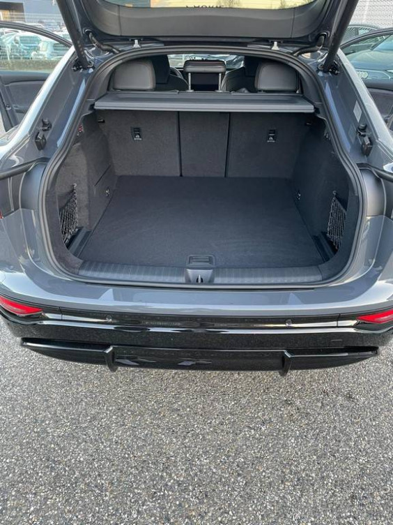 Acheter Audi Q6 E-TRON SQ6 e-tron Sportback 489 ch 100 kWh quattro SQ6 5p neuf dans les concessions du Groupe Faurie