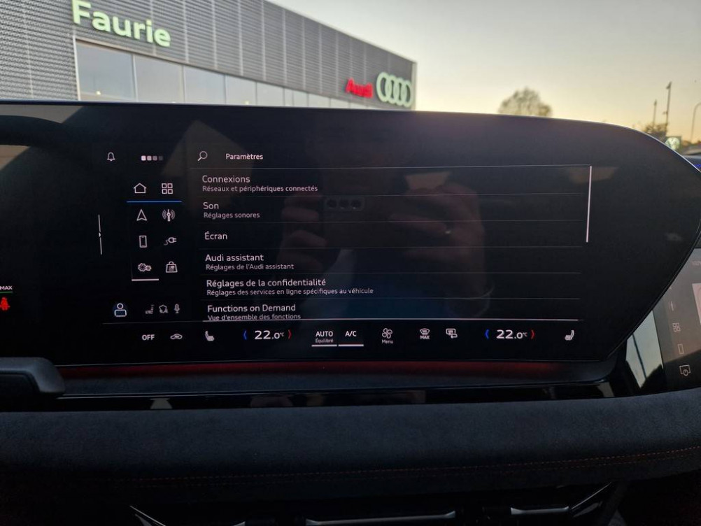 Acheter Audi Q6 E-TRON SQ6 e-tron Sportback 489 ch 100 kWh quattro SQ6 5p neuf dans les concessions du Groupe Faurie