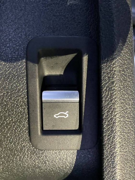 Acheter Audi A4 A4 Avant 35 TDI 163 S tronic 7 S line 5p occasion dans les concessions du Groupe Faurie