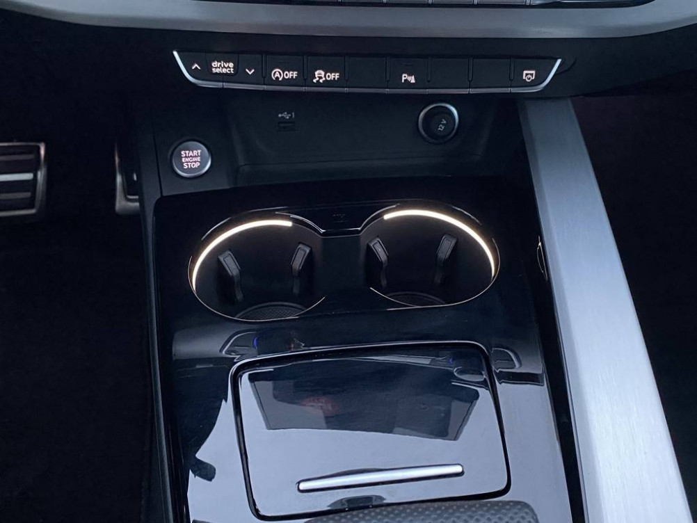 Acheter Audi A4 A4 Avant 35 TDI 163 S tronic 7 S line 5p occasion dans les concessions du Groupe Faurie