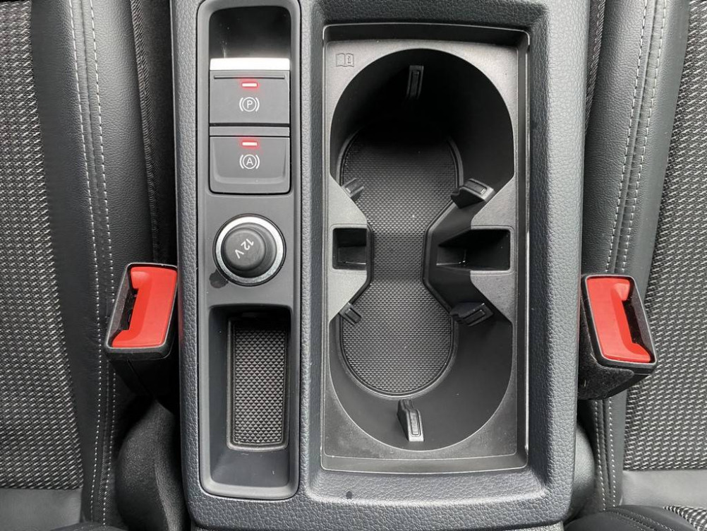 Acheter Audi Q3 Q3 45 TFSIe 245 ch S tronic 6 S line 5p occasion dans les concessions du Groupe Faurie