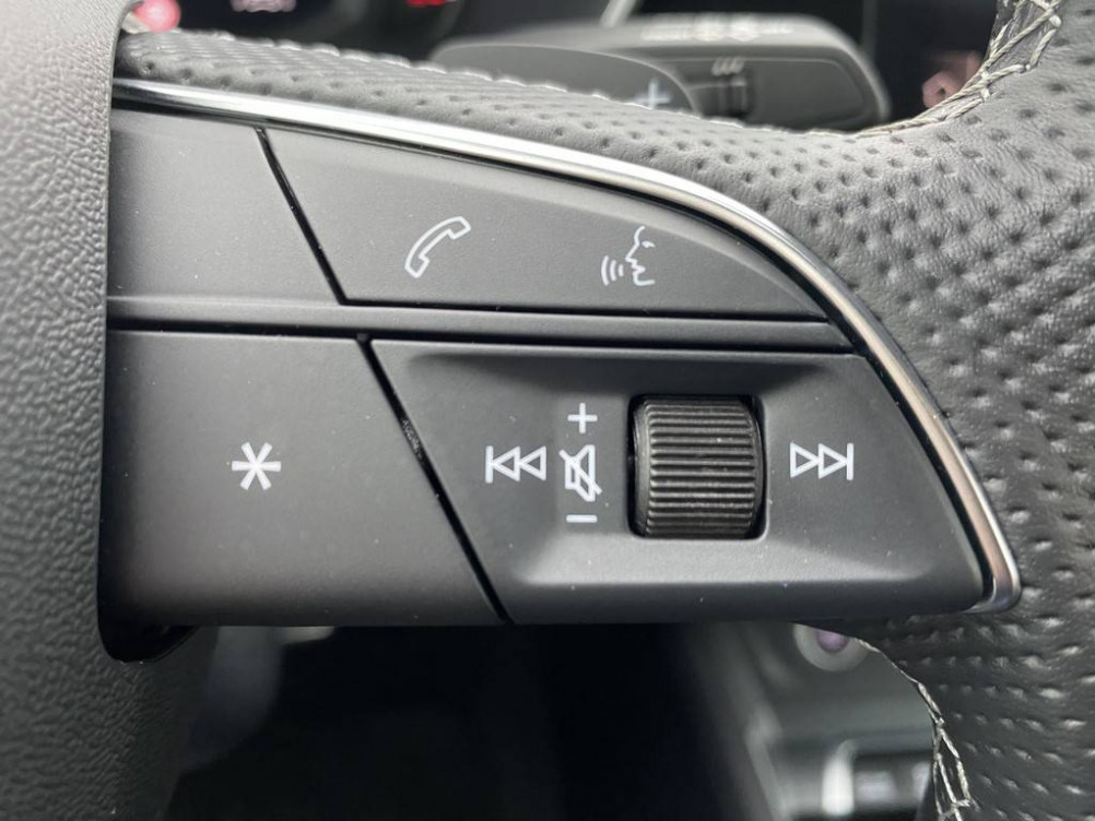 Acheter Audi Q3 Q3 45 TFSIe 245 ch S tronic 6 S line 5p occasion dans les concessions du Groupe Faurie