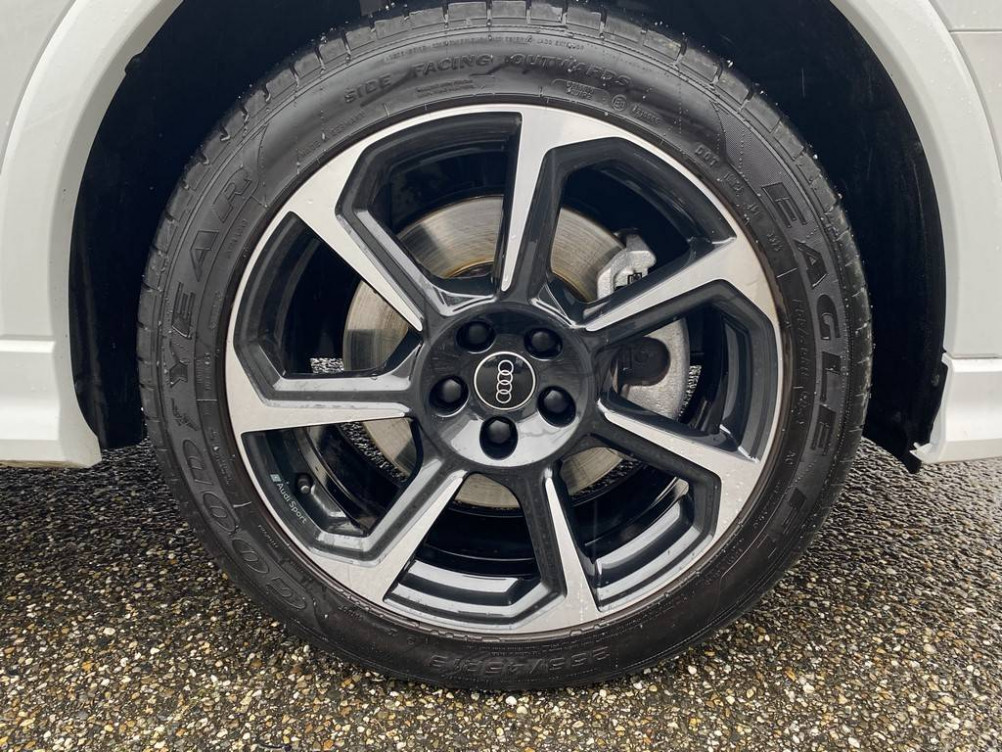 Acheter Audi Q3 Q3 45 TFSIe 245 ch S tronic 6 S line 5p occasion dans les concessions du Groupe Faurie
