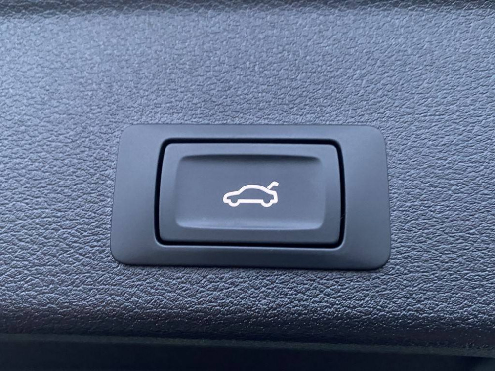 Acheter Audi A4 A4 Avant 35 TDI 163 S tronic 7 S line 5p occasion dans les concessions du Groupe Faurie