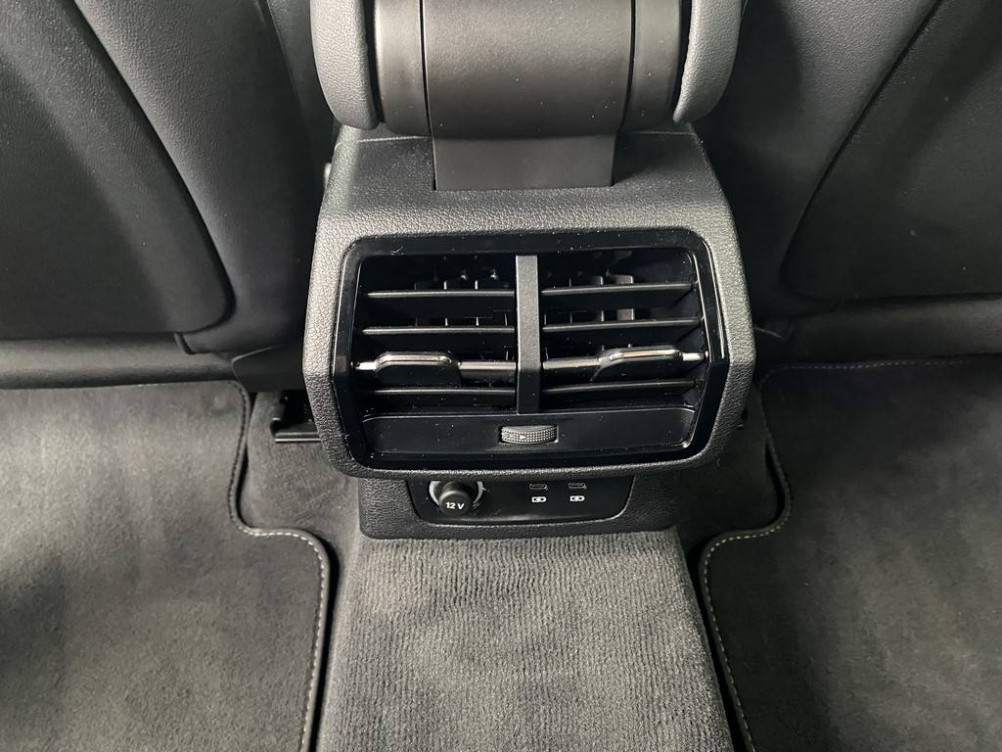 Acheter Audi Q3 Q3 45 TFSIe 245 ch S tronic 6 S line 5p occasion dans les concessions du Groupe Faurie