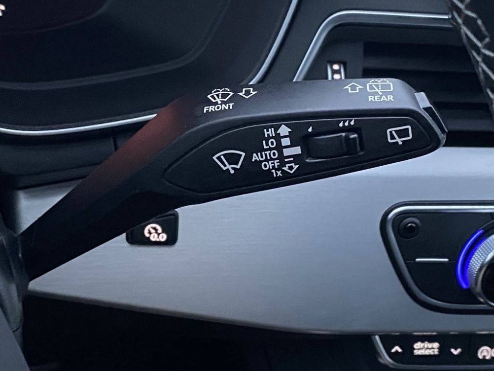 Acheter Audi A4 A4 Avant 35 TDI 163 S tronic 7 S line 5p occasion dans les concessions du Groupe Faurie