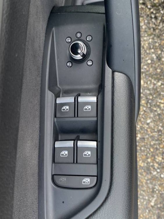 Acheter Audi Q5 Q5 Sportback 55 TFSIe 367 S tronic 7 Quattro S line 5p occasion dans les concessions du Groupe Faurie