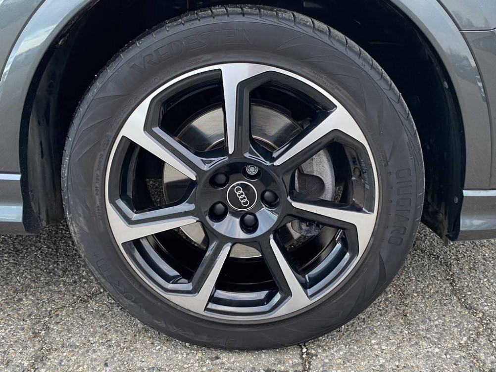 Acheter Audi Q3 Q3 45 TFSIe 245 ch S tronic 6 S line 5p occasion dans les concessions du Groupe Faurie